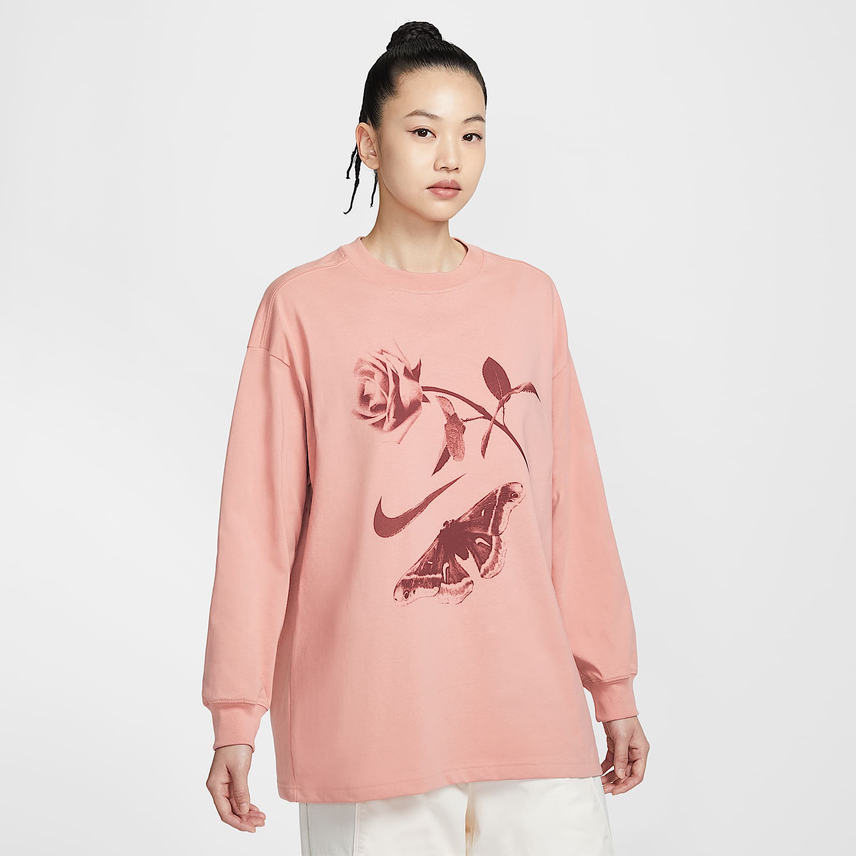 ナイキアーセナル ロンT Nike Sportswear Women's Oversized Long-Sleeved T-Shirt. Nike ID